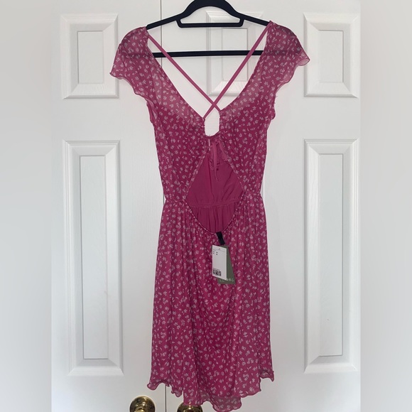 H&M PINK MINI FLORAL DRESS - Picture 2 of 2